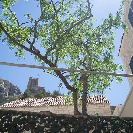 House Nataniel In Omis Near Seaアパートメント エクステリア 写真
