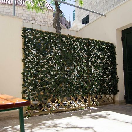 House Nataniel In Omis Near Seaアパートメント エクステリア 写真