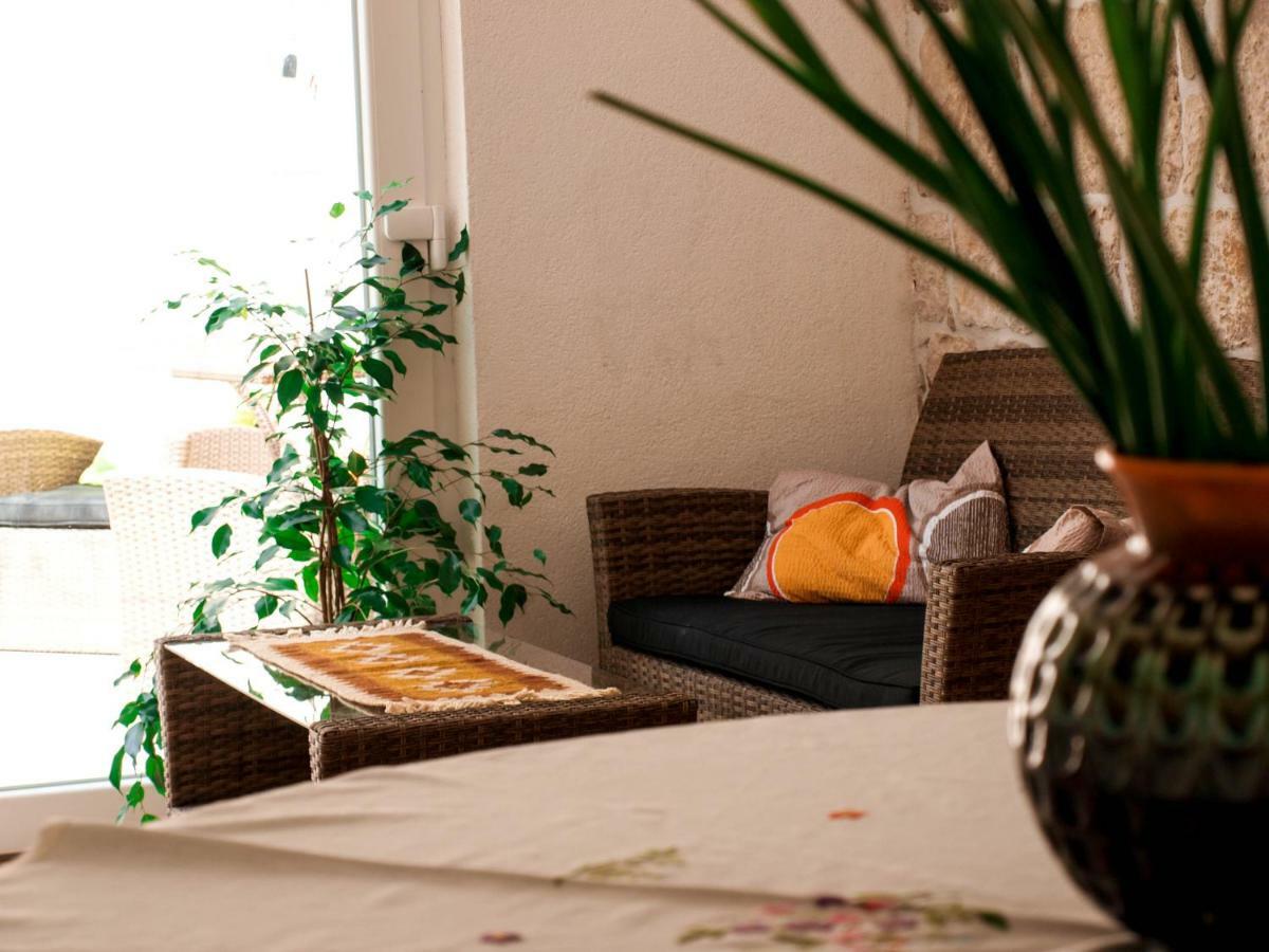 House Nataniel In Omis Near Seaアパートメント エクステリア 写真